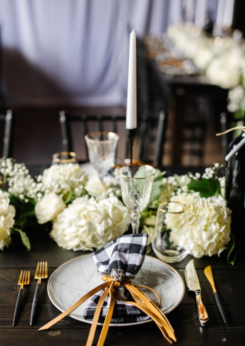 MELODIA | GOLD RIM CRYSTAL WINE GLASS