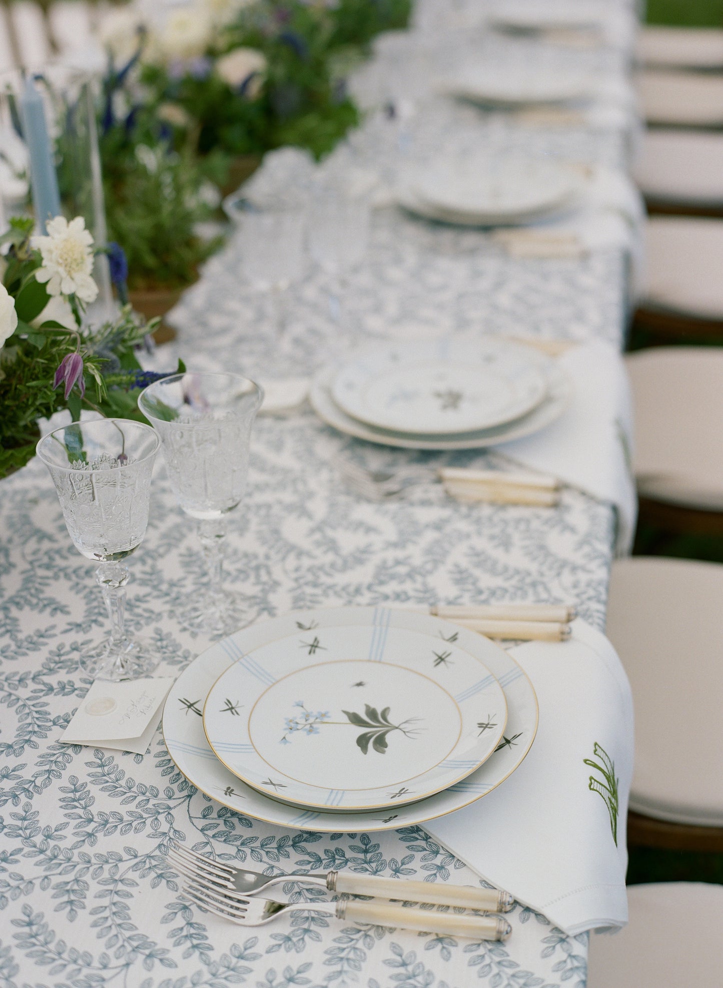 BOTANIQUE CHARGER PLATE