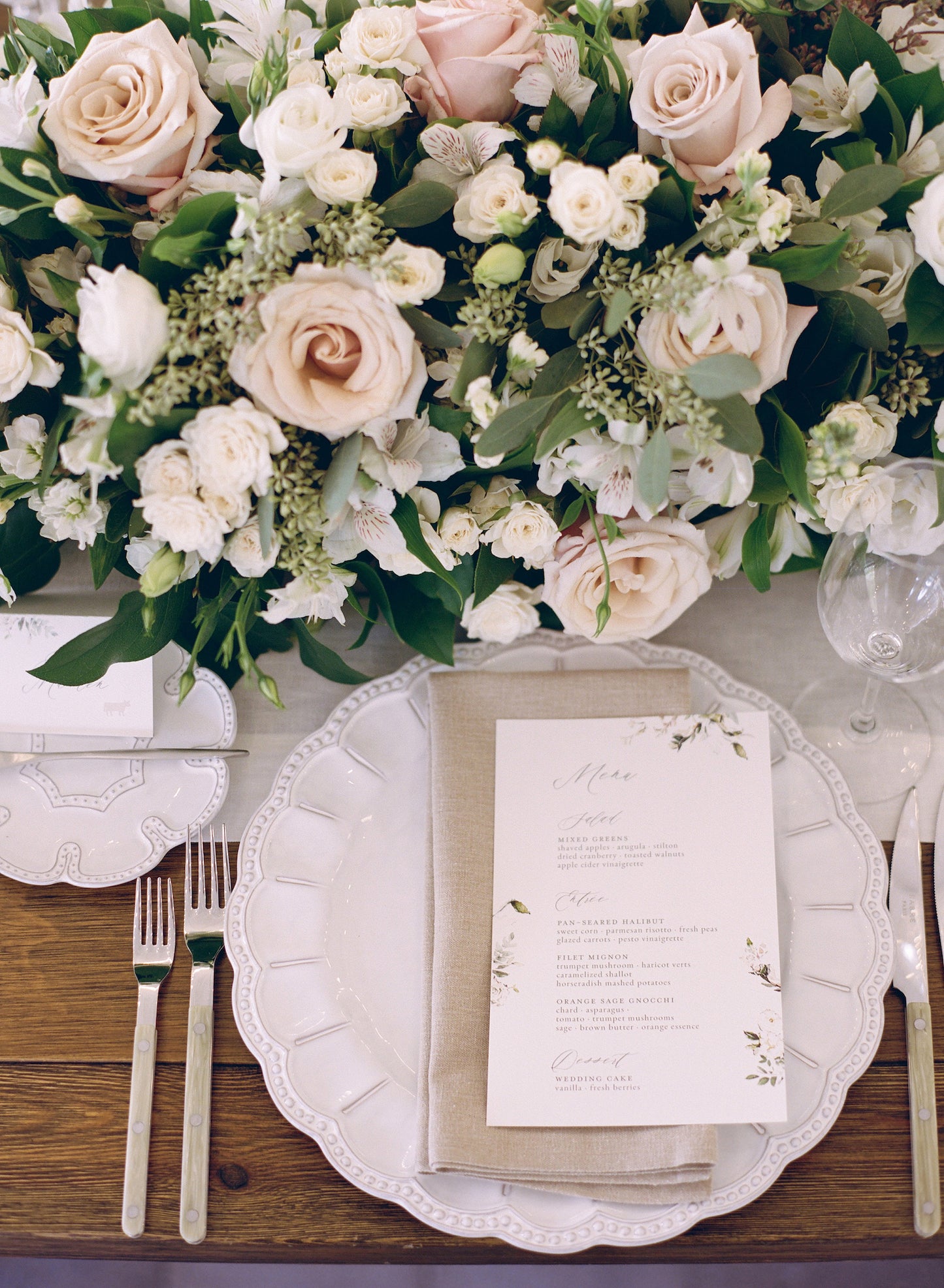 BELLA BIANCA CHARGER PLATE