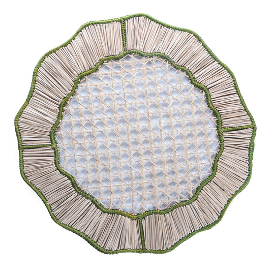 SCALLOPED WOVEN GREEN PLACEMAT