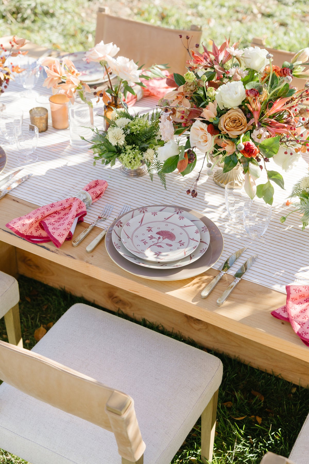 DIANTHUS JARDIN DINNER PLATE