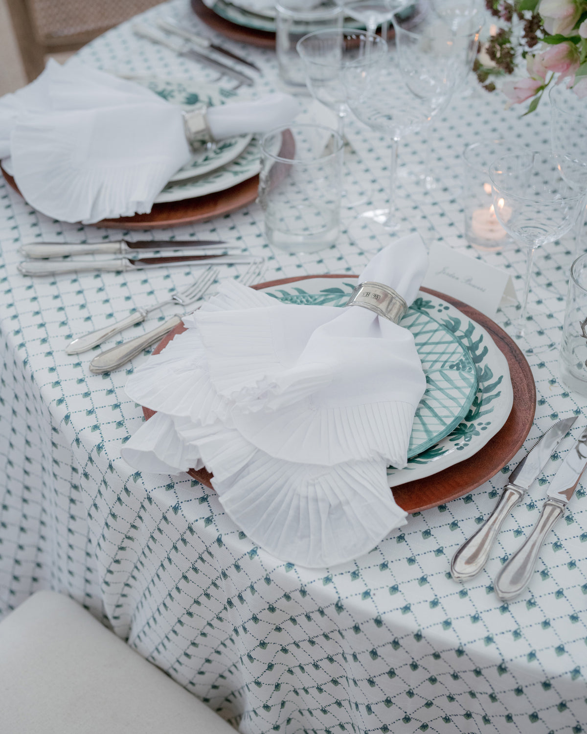 SIMPLY GREEN FLORAL SALAD PLATE