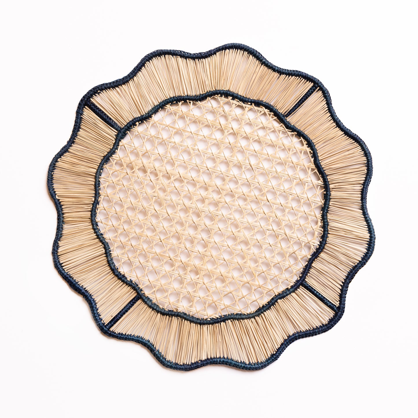 Scalloped Woven Placemat