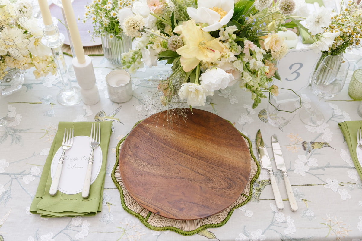 SCALLOPED WOVEN GREEN PLACEMAT